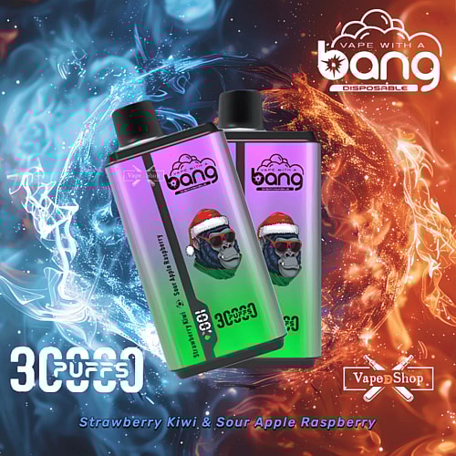 Due dispositivi di svapo colorati etichettati "Bang Disposable" con un gorilla che indossa un cappello da Babbo Natale e occhiali da sole sulla confezione. Lo sfondo dell'immagine presenta elementi astratti blu e arancioni a contrasto, che rappresentano ghiaccio e fuoco. Il testo sull'immagine recita "3000 Puffs", con i nomi dei gusti "Strawberry Kiwi & Sour Apple Raspberry".