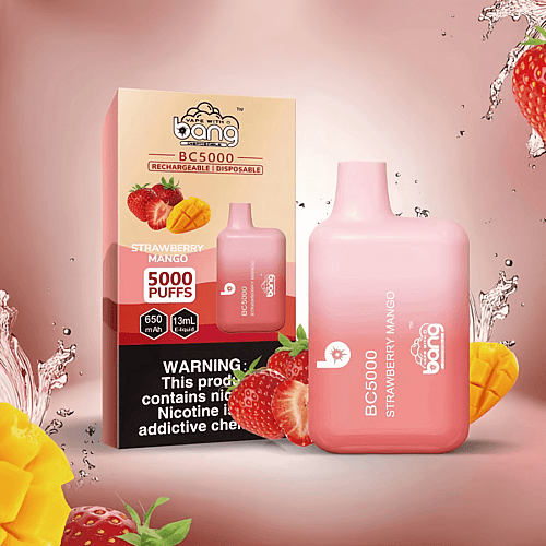 Dispositivo de vapeo desechable recargable Bang BC5000 con sabor a mango y fresa, que presenta un diseño rosa con un empaque que muestra 5000 bocanadas, 650 mAh y una capacidad de e-líquido de 13 ml.