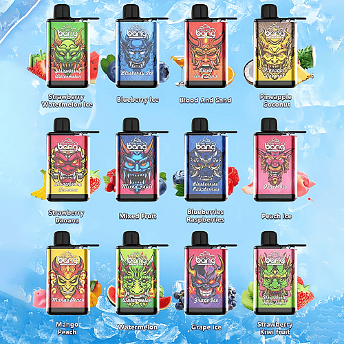 Anzeige der Einweg-Vape-Aromen von Bang, darunter Erdbeer-Wassermelonen-Eis, Blaubeer-Eis, Blut und Sand, Ananas-Kokosnuss, Erdbeer-Banane, gemischte Früchte, Blaubeeren-Himbeeren, Pfirsich-Eis, Mango-Pfirsich, Wassermelone, Trauben-Eis und Erdbeer-Kiwi, mit bunten Designs auf einem hellblauen, eisigen Hintergrund.