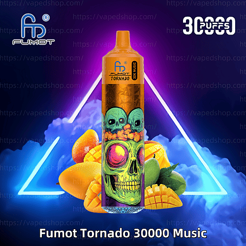 En livlig vapeprodukt märkt "Fumot Tornado 30000 Music", med färgglada konstverk av en dödskalle med två mindre dödskallar ovanpå, omgiven av en mängd frukt inklusive mango, tillsammans med en mystisk blå och lila bakgrund med geometriska former.
