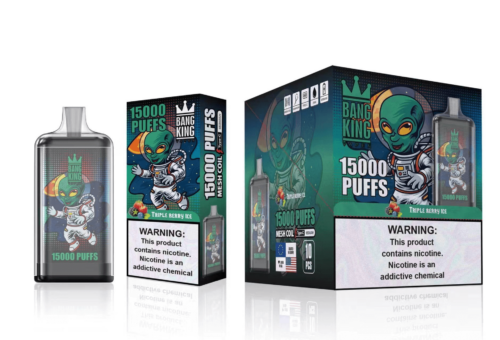 Appareil et emballage Bang King Vapen représentant un extraterrestre vert dans une combinaison spatiale avec un texte indiquant « 15 000 PUFFS » et une saveur « Triple Berry Ice », ainsi qu'un avertissement concernant la nicotine.