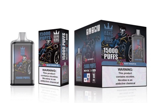 Emballage du produit de vapotage Bang King comportant « 15 000 PUFFS » en gros caractères, un personnage squelette noir et blanc sur une moto et une étiquette d'avertissement sur la nicotine.